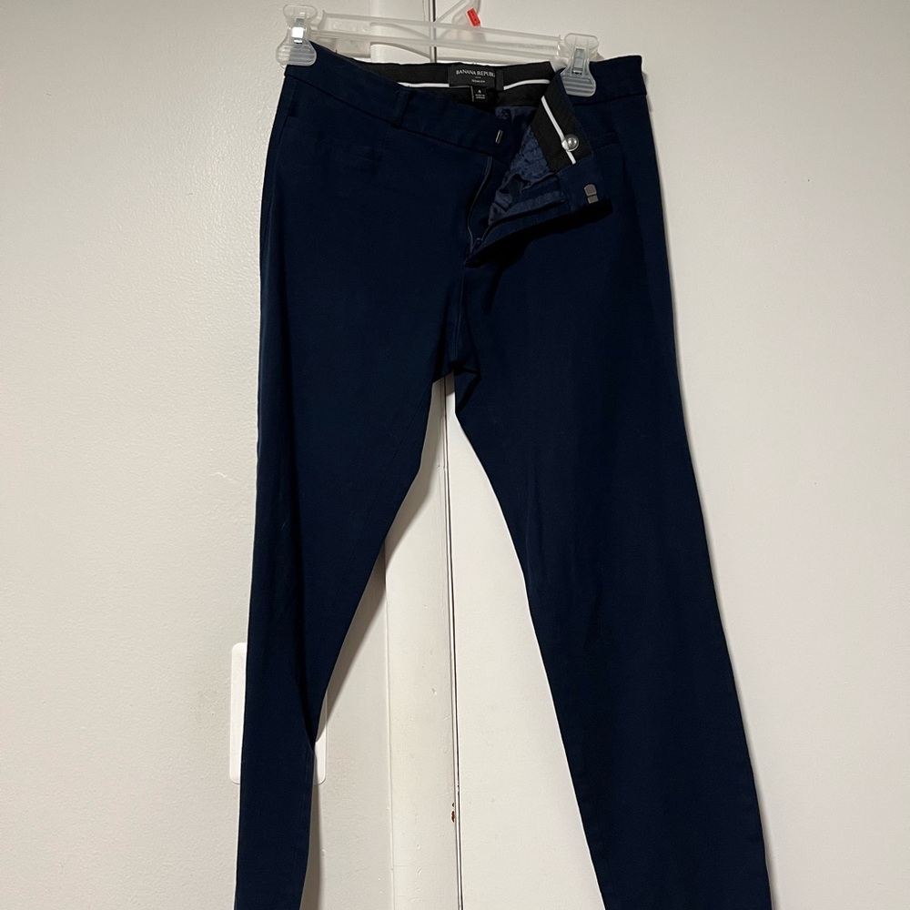 Banana Republic Women’s Sloan Fit Navy Pants (Slim Ankle)